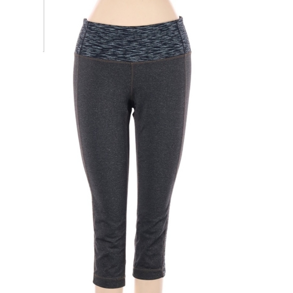 Athleta Woman's‎ Cropped Leggings Small Grey Blue Space Dye